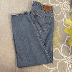 NWOT Men's Comfort Fit Levi Jeans